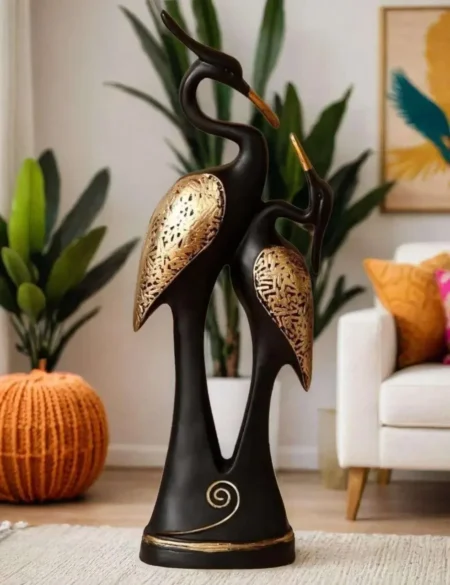 Kissing Swan Couple Statue | Elegant Showpiece for Home Decor & Gifting